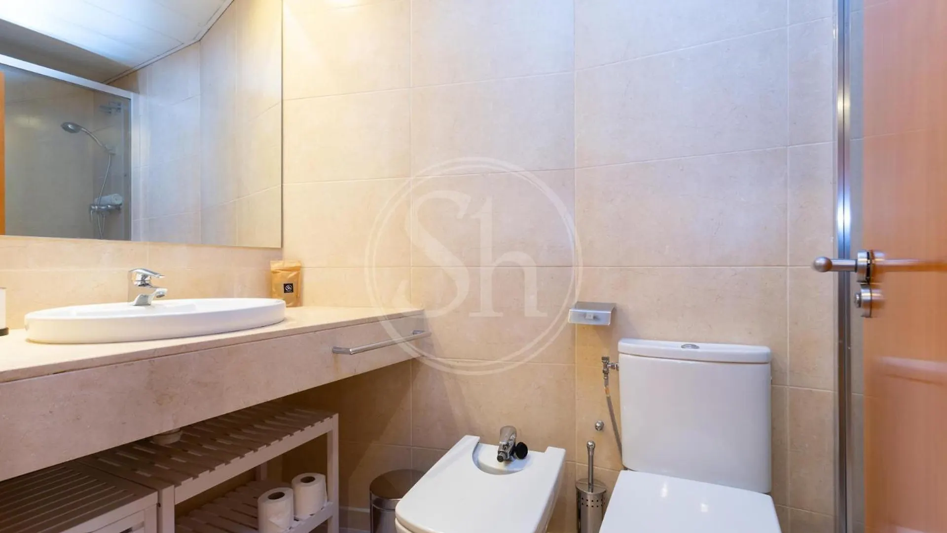 Cosy Apartment Near Sagrada Familia Barcelona