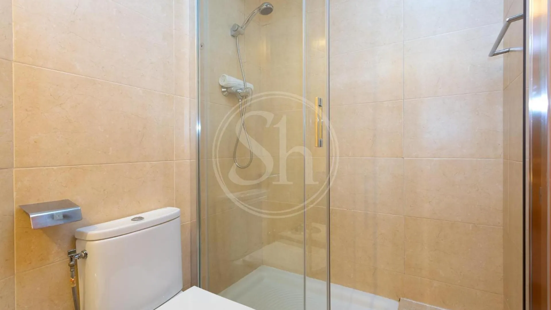 Cosy Apartment Near Sagrada Familia Barcelona